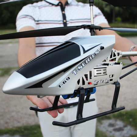 Remote control aircraft